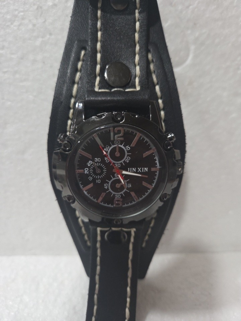 JIN XIN Men's Black Leather Strap Watch
